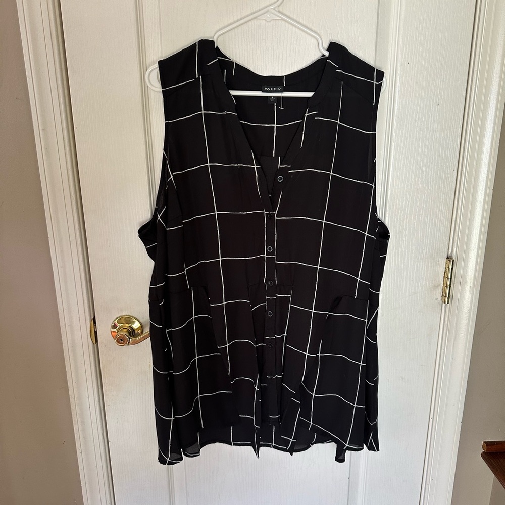 Torrid Blouse! Size 2